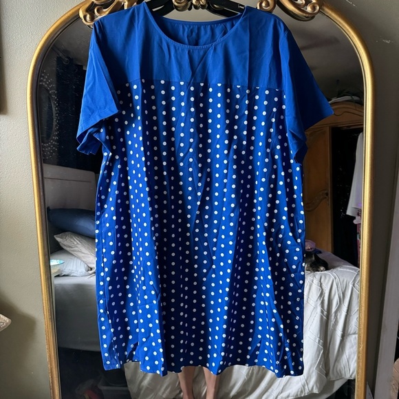 Dresses & Skirts - Plus polka dot dress 4x
